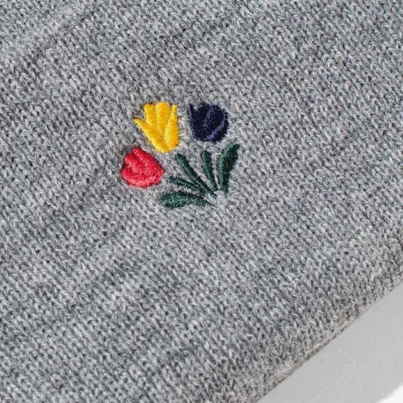 NOAH NYC Tulip Floral Beanie Hat - Picture 2 of 3